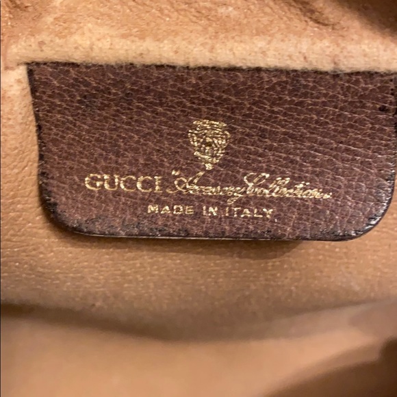 Authentic vintage Gucci pouch - Picture 8 of 10